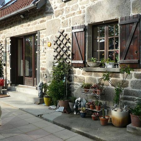 Bed and Breakfast Le Petit Papillon Eymoutiers  Экстерьер фото