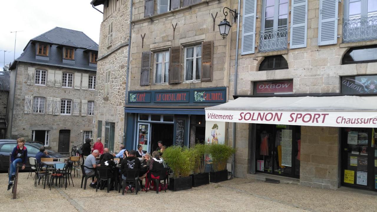 Bed and Breakfast Le Petit Papillon Eymoutiers  Экстерьер фото